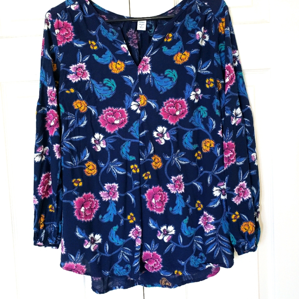 Old Navy Maternity blouse navy flowers size S